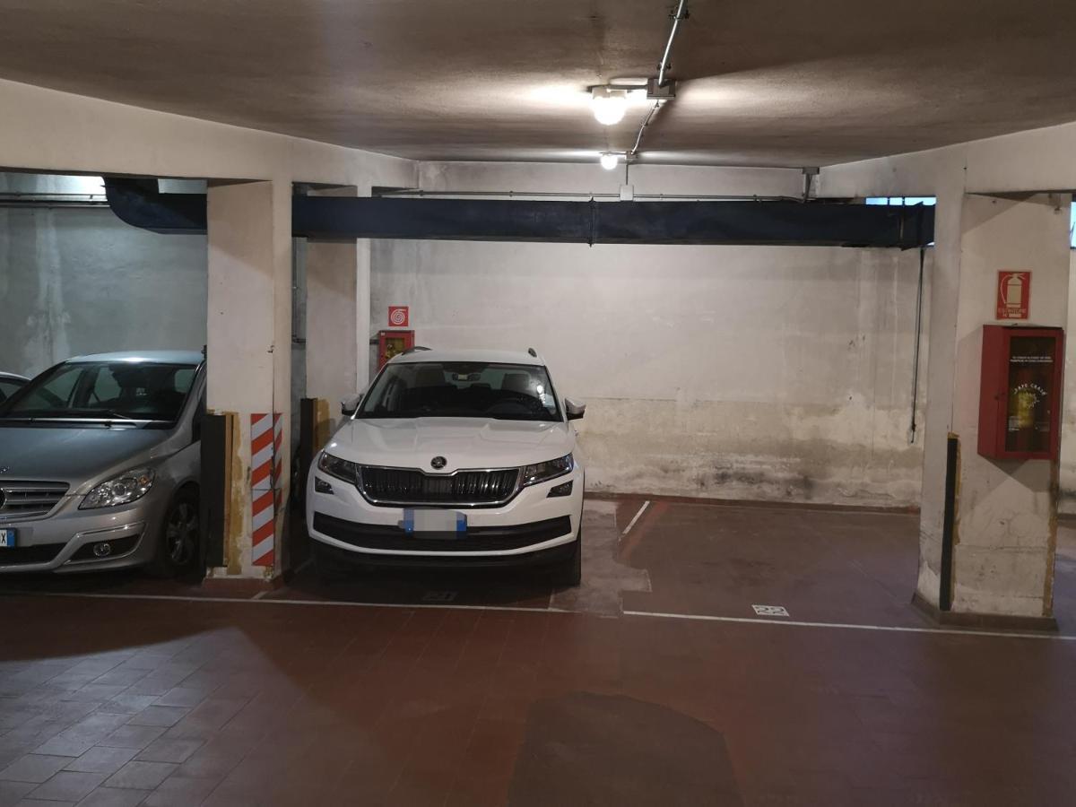 Convenient Family Apt With Private Parking Mestre Kültér fotó